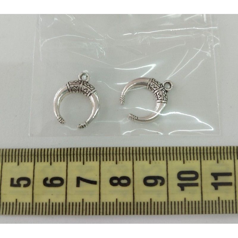 Dije colgante cuernos chico